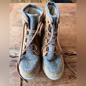 Sorel Joan Explorer boots